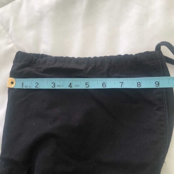 Tommy Hilfiger jeans pants in black with tie strings at bottom & zipper - Picture 11 of 11